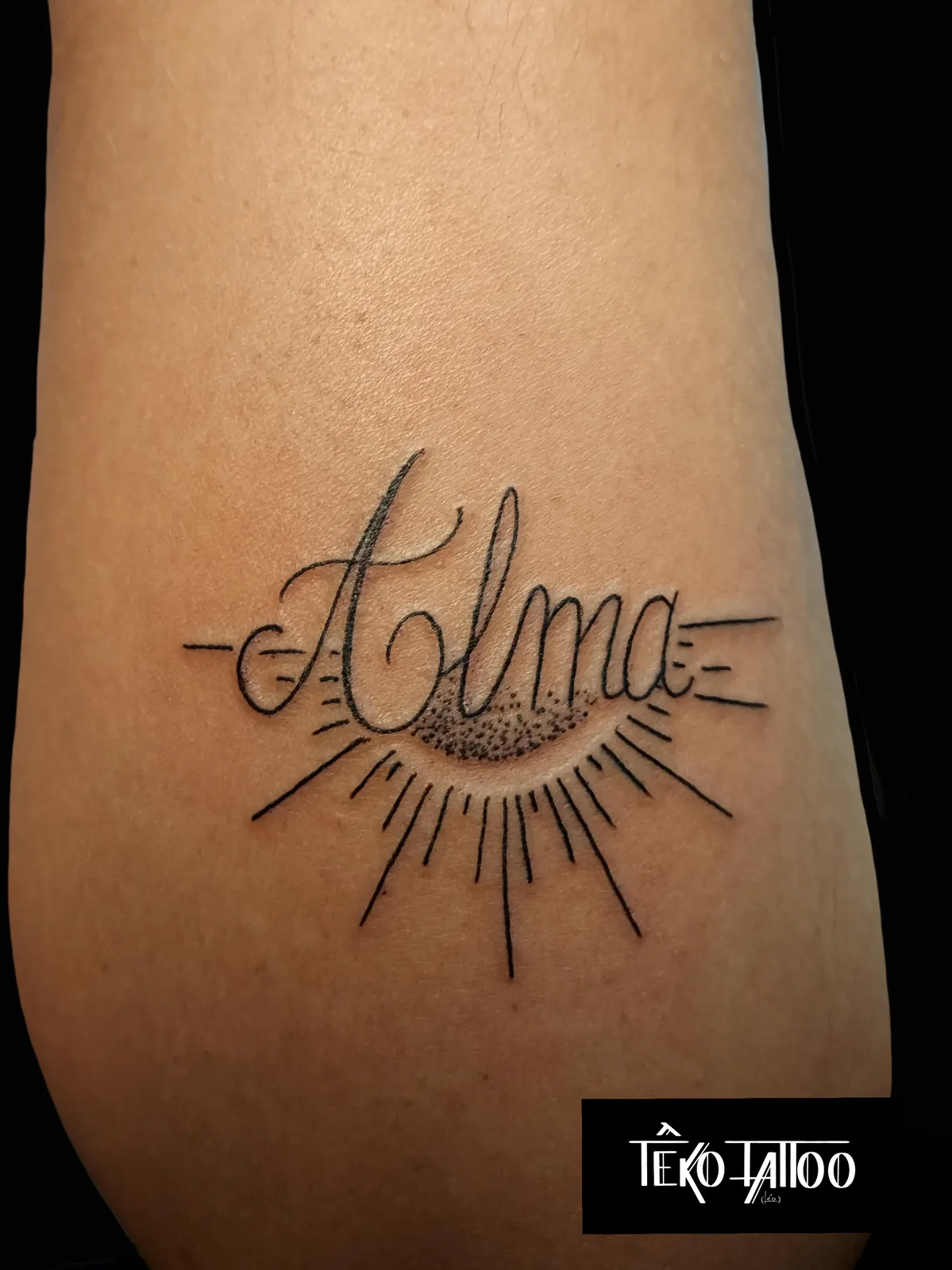petites-pieces № 10 — tatouage par Léo, Têko Tattoo, Linas